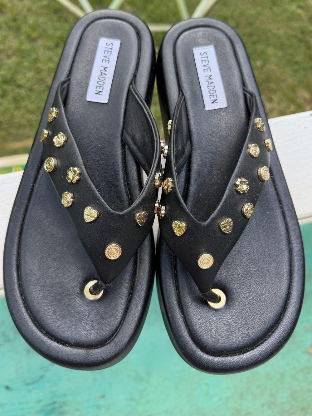 Steve Madden Black Thong Sandals with Gold Stud Embellishments